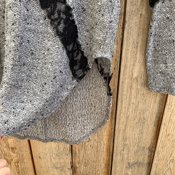 Free People light weight sweeter - Picture 6 of 8